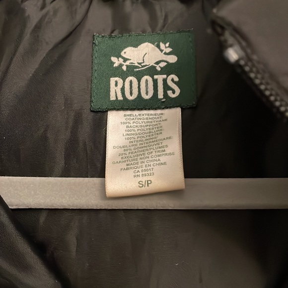 Roots winter jacket. Size small. - Picture 2 of 11